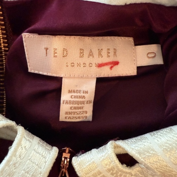 Ted Baker Burgundy Shealah Mini Dress with White Cuff & Collar Accents LIKE NEW - Picture 8 of 11